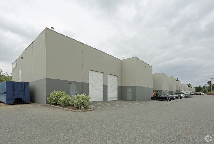 More Photos Of 19292 60th Ave, Surrey Warehouse For Lease