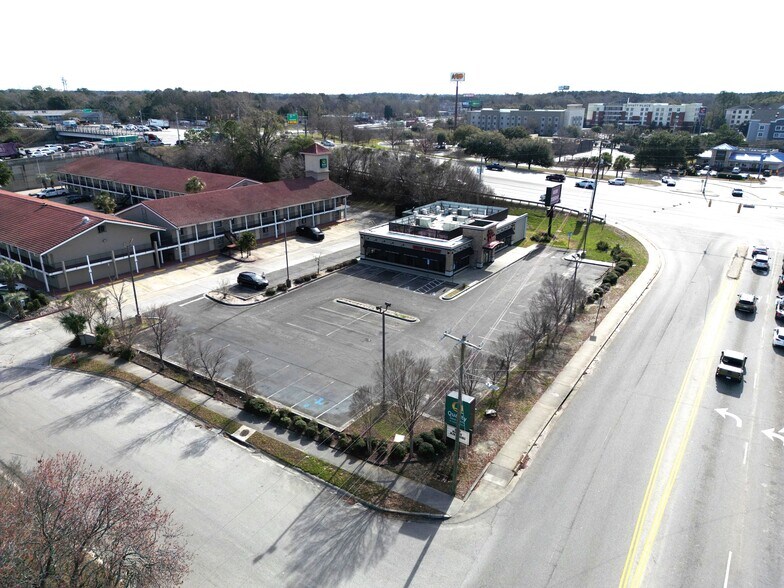 More Photos Of 7400 Northside Dr, North Charleston Restaurant For Sale