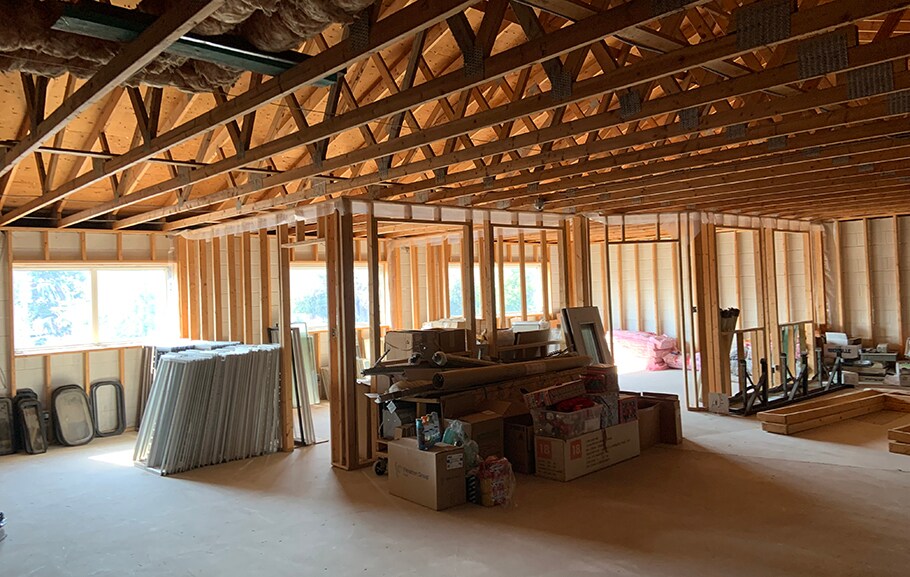 More Photos Of 470 Des Meurons Rue, Winnipeg Distribution For Sale