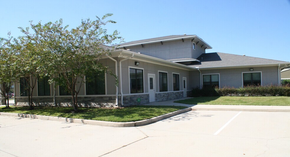 More Photos Of 13621 Will Clayton Pky, Humble Medical For Lease