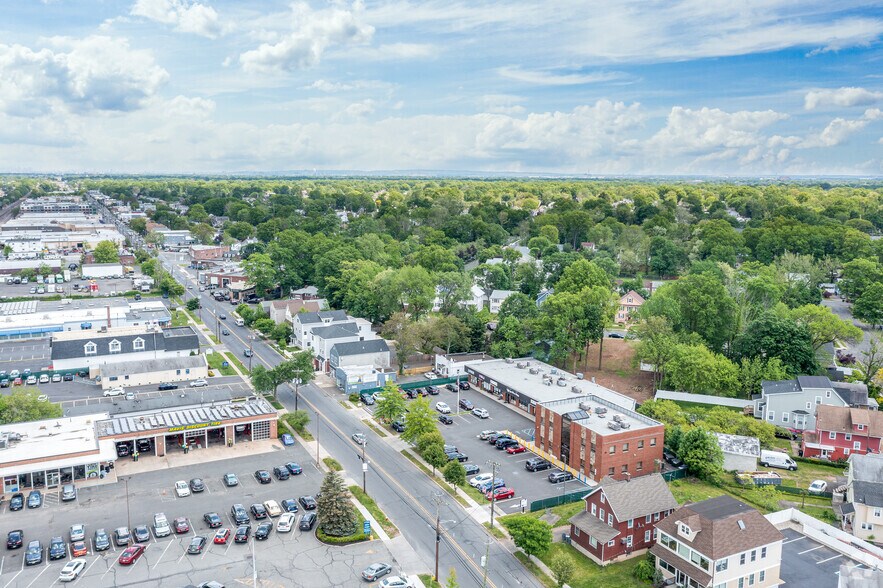 More Photos Of 330-342 South Ave, Westfield Unknown For Lease