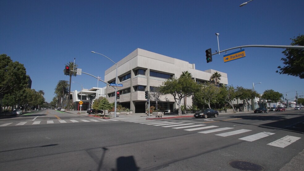 Primary Photo Of 701 Santa Monica Blvd, Santa Monica Office For Sale