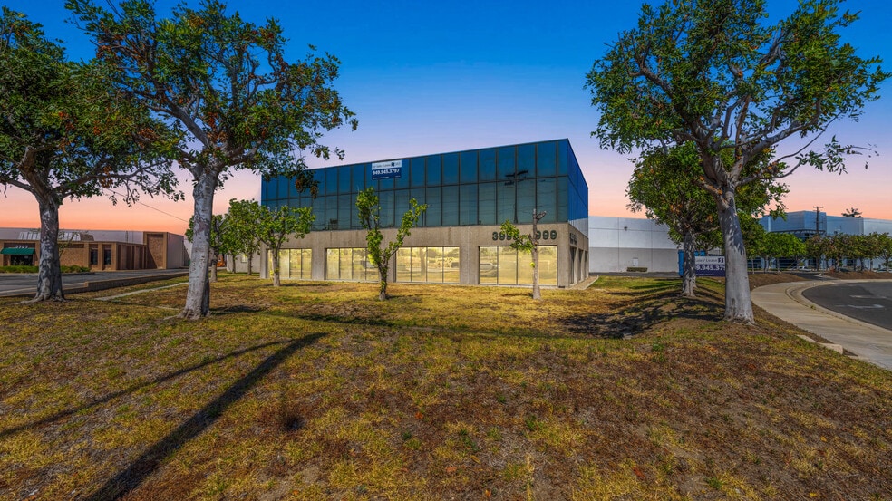 Primary Photo Of 3999 E La Palma Ave, Anaheim Warehouse For Sale