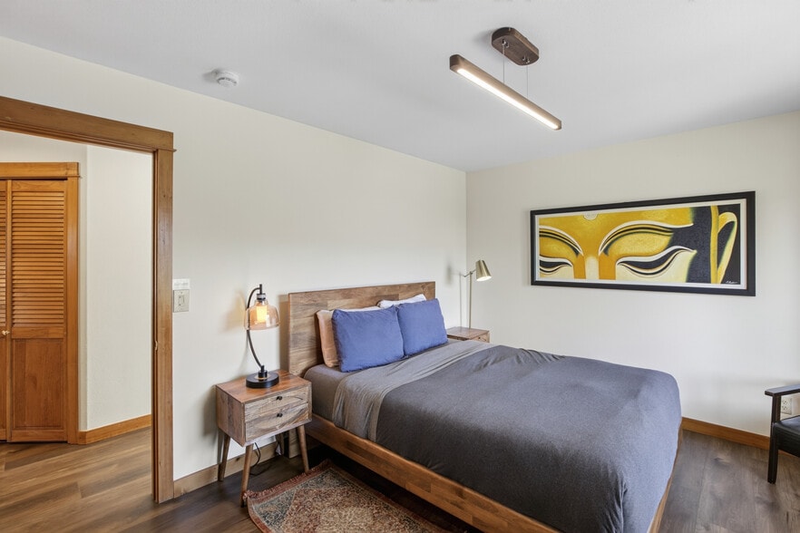 More Photos Of 407 Huskey Rd, Mosier Specialty For Sale