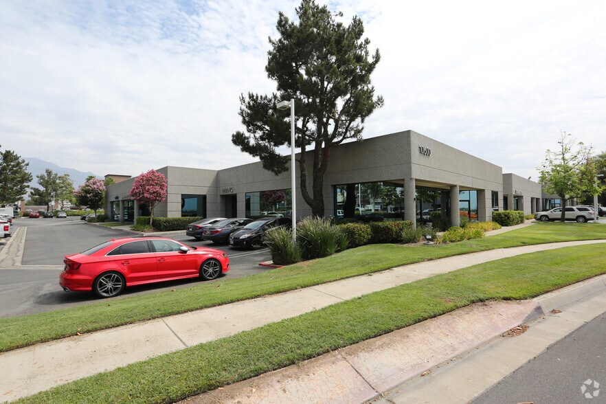 More Photos Of 10600 N Trademark Pky, Rancho Cucamonga Office For Lease