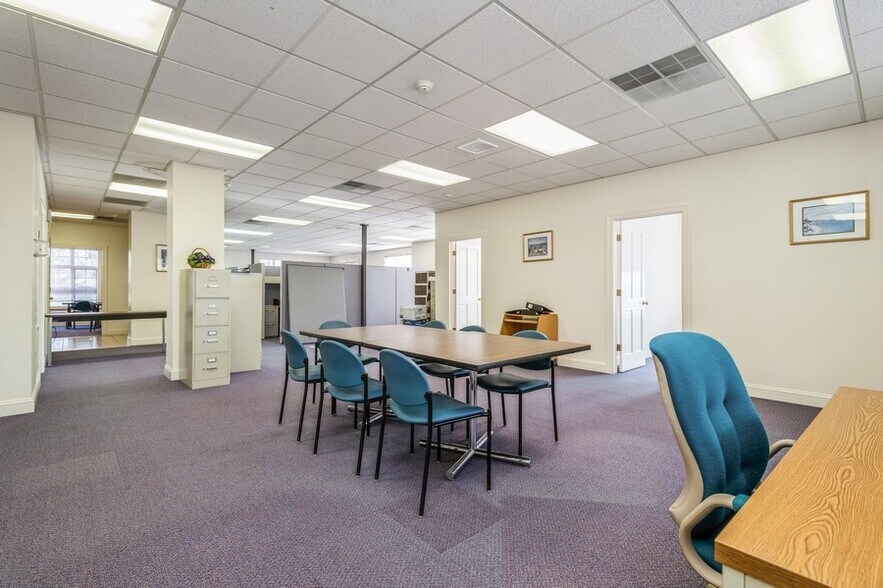 More Photos Of 372 Route 22 West, White House Station Office For Lease