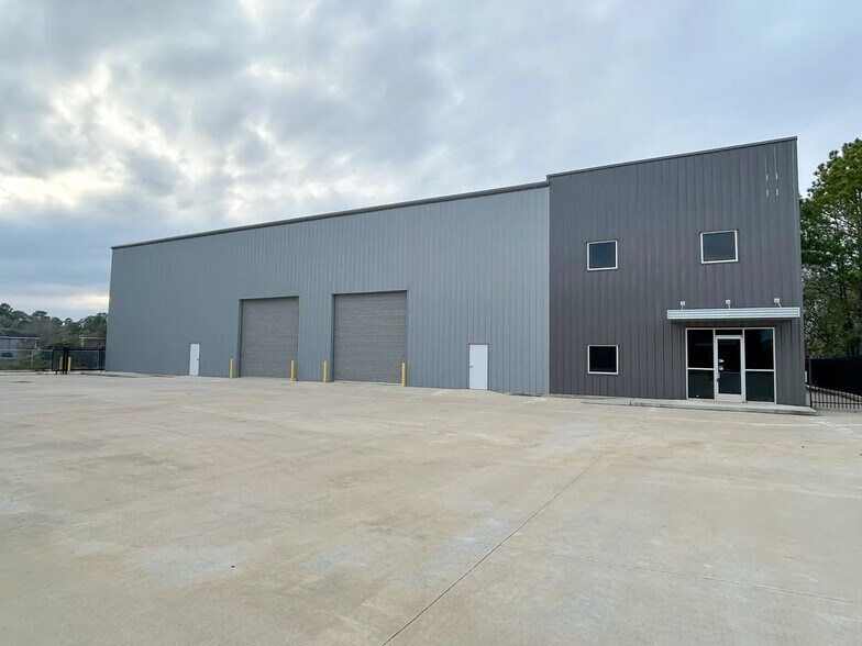 More Photos Of 18409 Highway 105, Montgomery Unknown For Lease