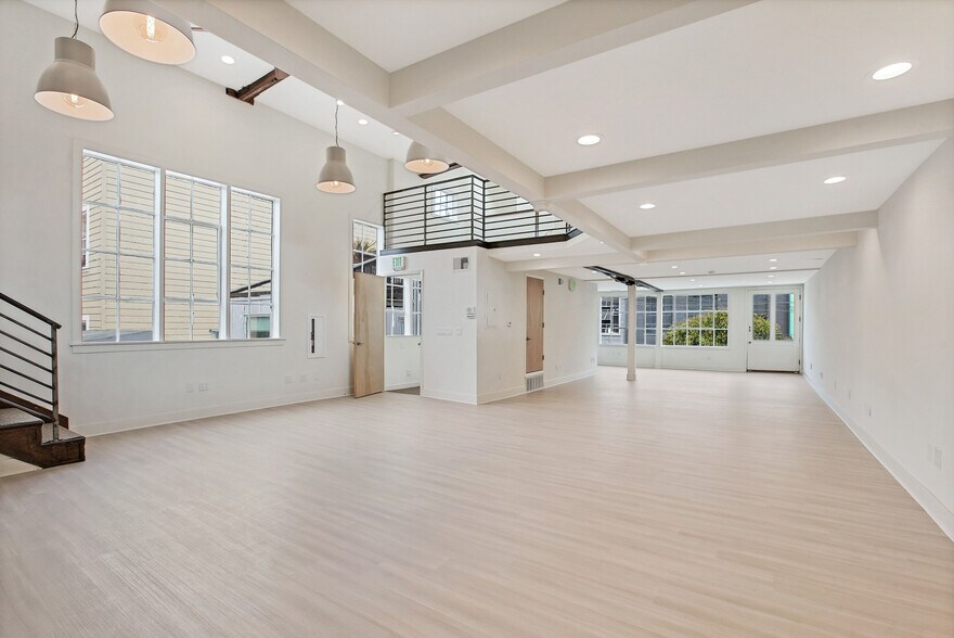 More Photos Of 736 Clementina St, San Francisco Flex For Lease