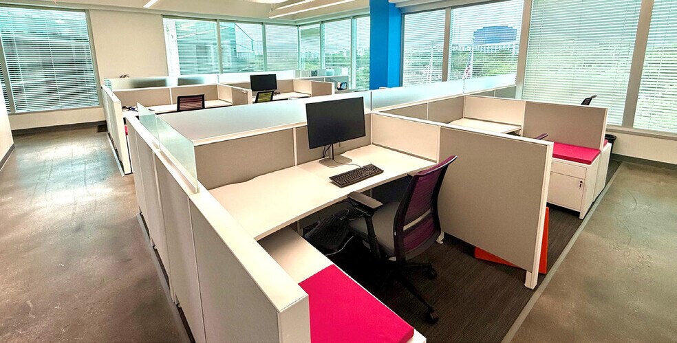 More Photos Of 2400 N Glenville Dr, Richardson Office For Lease
