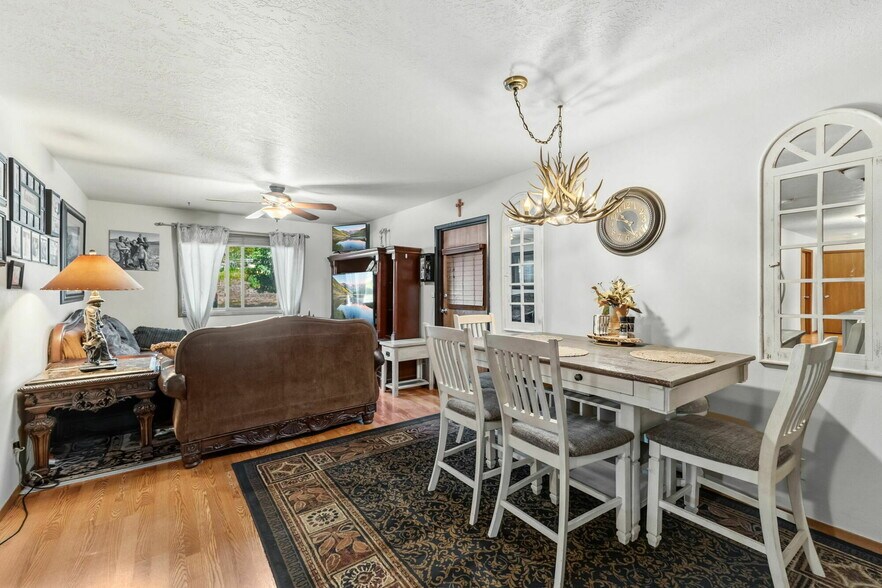 More Photos Of 205 Beaver Lodge Rd, Frisco Hotel For Sale