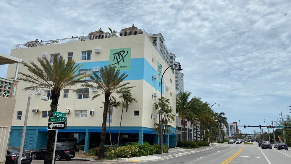 More Photos Of 1215 N Ocean Dr, Hollywood Hotel For Sale