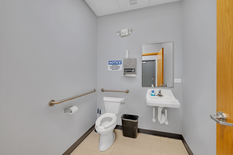 More Photos Of 801 Brian Dr, Crest Hill Light Distribution For Lease