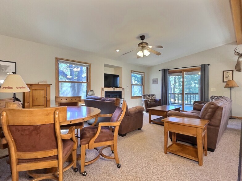 More Photos Of 8475 Hillcrest Ln, Saint Germain Hotel For Sale