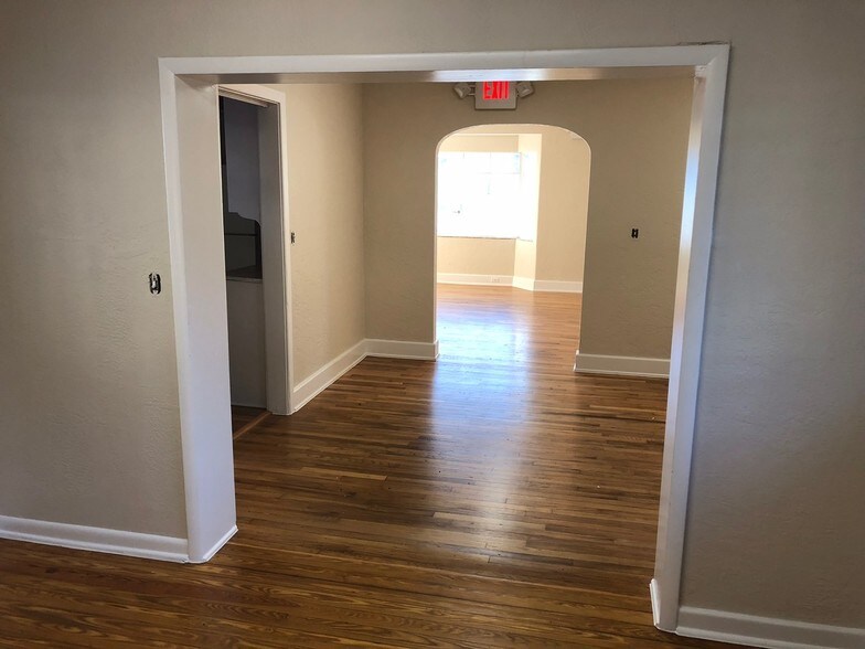 More Photos Of 1812 W 1st St, Sanford Office For Lease