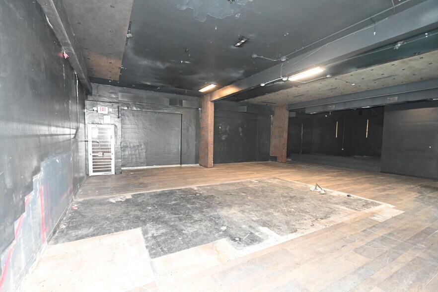 More Photos Of 47 W Amelia St, Orlando Bar For Sale