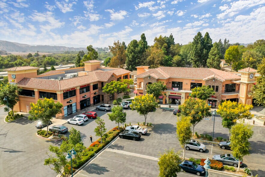 More Photos Of 6591-6599 Collins Dr, Moorpark Unknown For Lease