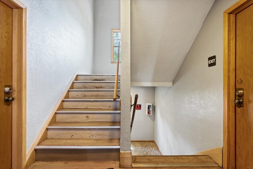 More Photos Of 3400 10th Ave S, Minneapolis Apartments For Sale