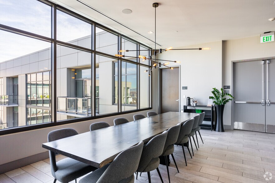 More Photos Of 909 Bannock St, Denver Apartments For Lease