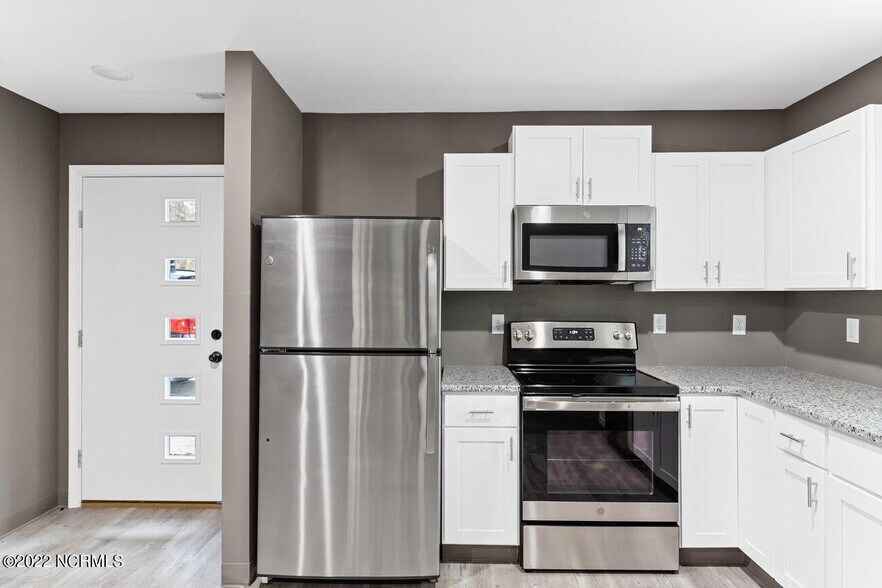 More Photos Of 5049 Park Ave, Wilmington Multifamily For Sale