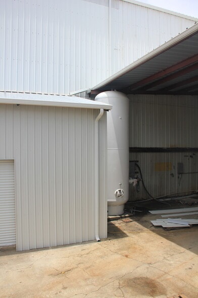 More Photos Of 5890 I 10 Industrial Pkwy W, Theodore Manufacturing For Sale