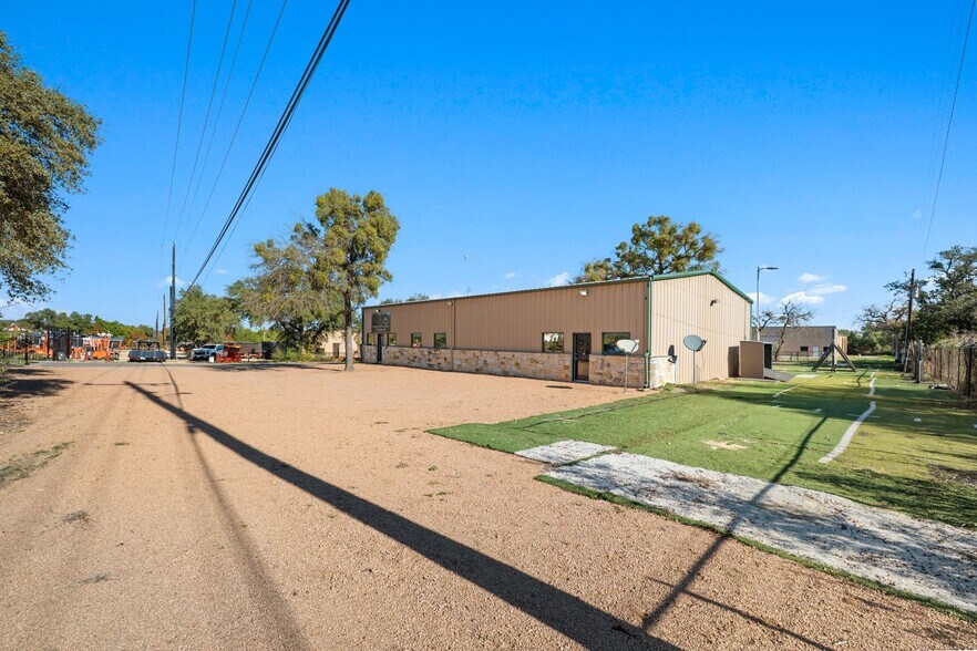 More Photos Of 3364 N Bagdad Rd, Leander Unknown For Lease
