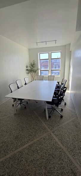 More Photos Of 201 S Broadway Ave, Albert Lea Loft Creative Space For Lease