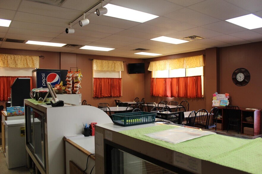 More Photos Of 511 E Main St, Saint Henry Freestanding For Sale