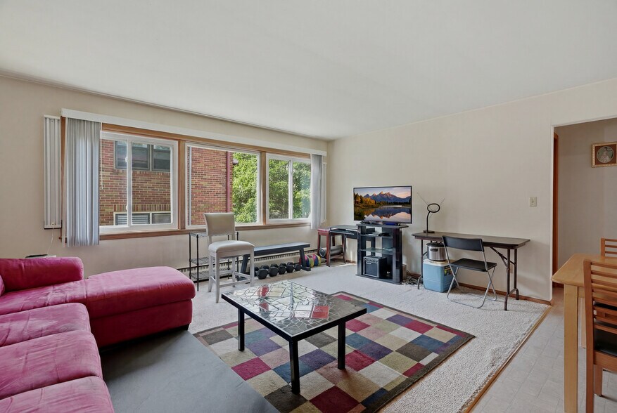 More Photos Of 394 Pierce St, Saint Paul Apartments For Sale