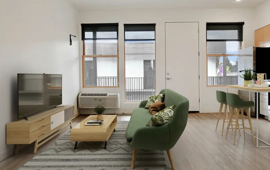 More Photos Of 1407 SE Cora St, Portland Restaurant For Sale