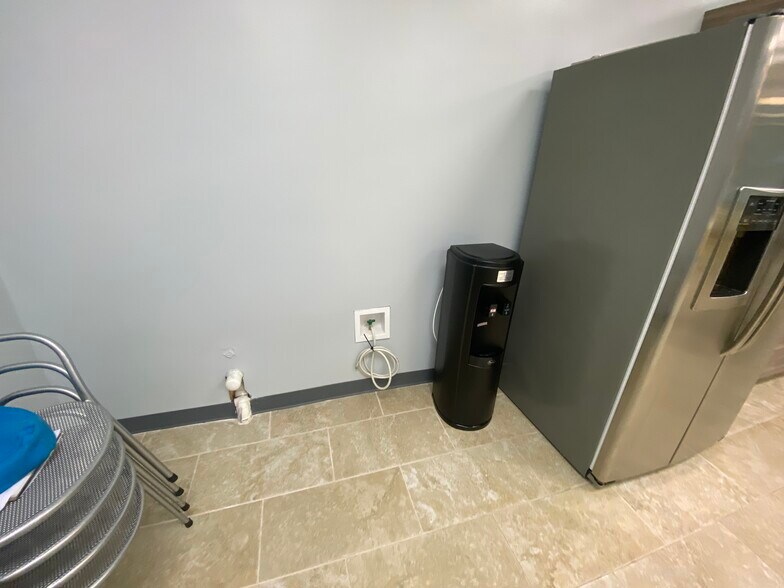 More Photos Of 3301 Matrix Dr, Richardson Research And Development For Sale