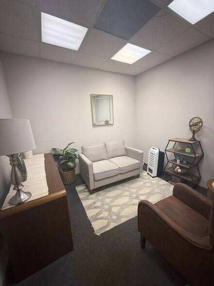 More Photos Of 71 E Wilson Bridge Rd, Worthington Office For Sale