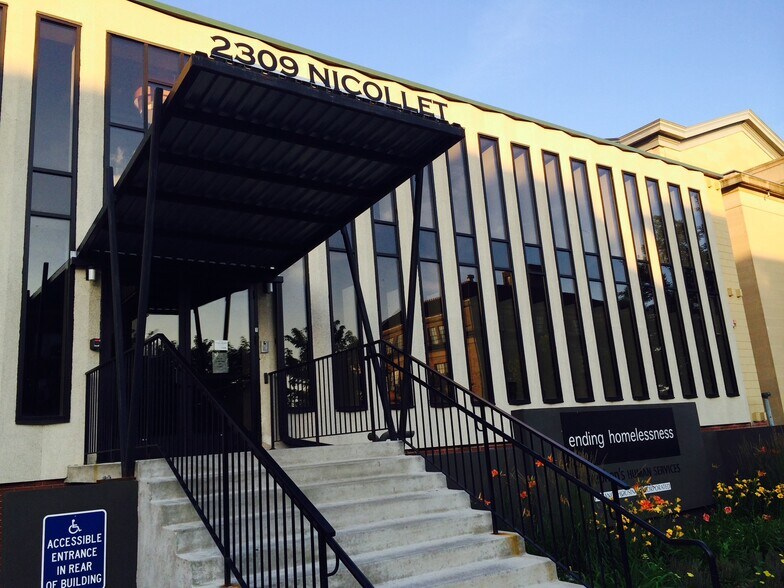 More Photos Of 2309 Nicollet Ave, Minneapolis Office For Sale