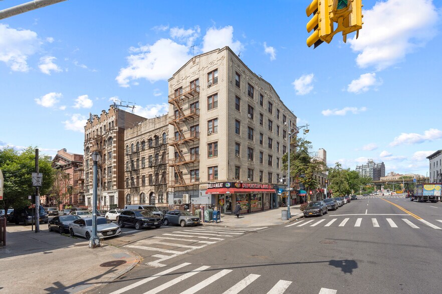 More Photos Of 324-326 Roebling St, Brooklyn Apartments For Sale