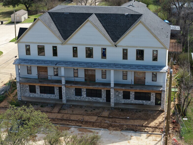 Primary Photo Of 301 Oak st, Mansfield Multifamily For Sale