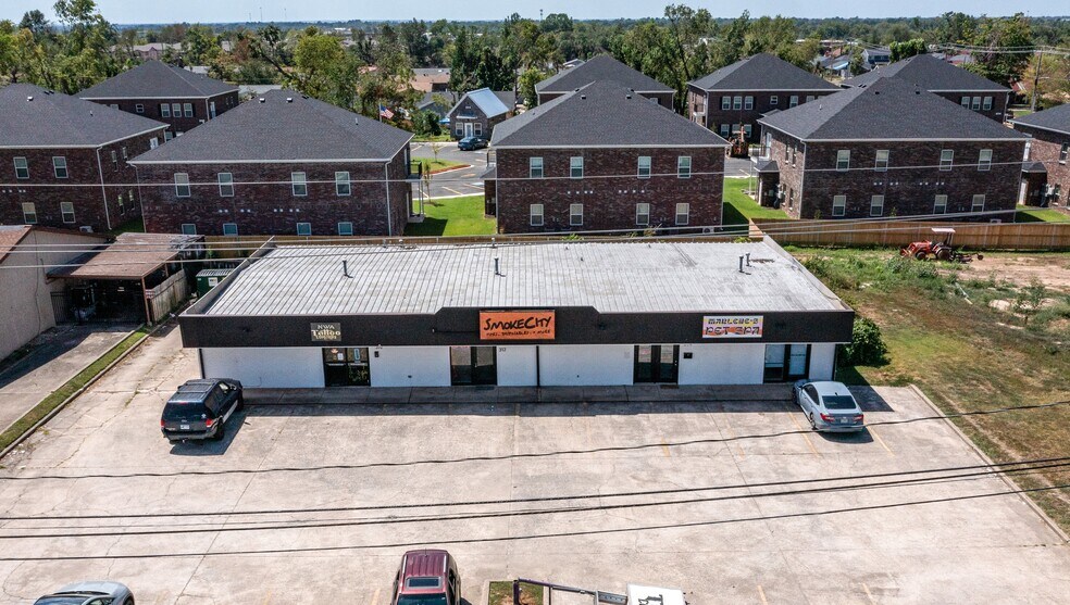 More Photos Of 310 N 13th St, Rogers Storefront Retail Office For Sale