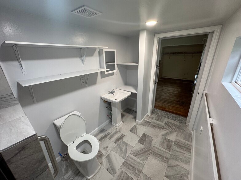 More Photos Of 1616 E Park Ave, Valdosta Multifamily For Sale