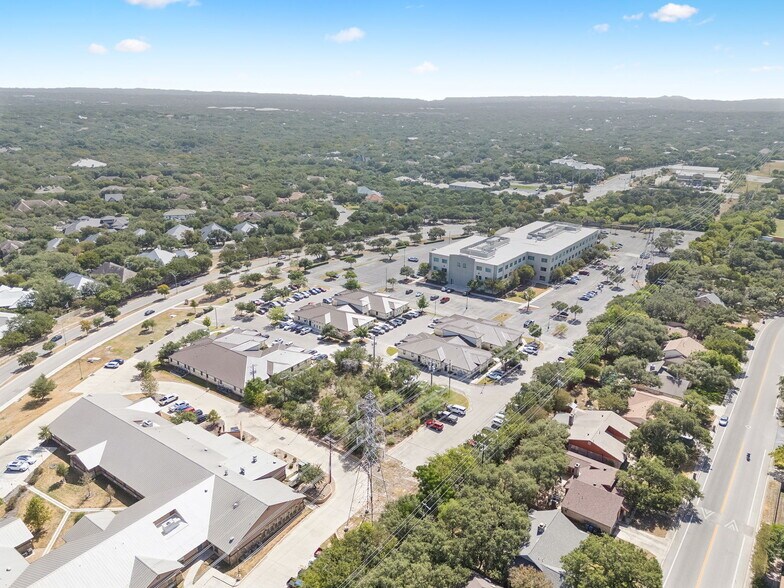 More Photos Of 4358 Lockhill Selma Rd, Shavano Park Medical For Lease