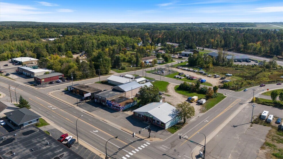 More Photos Of 816 NW 4th St, Grand Rapids General Retail For Sale