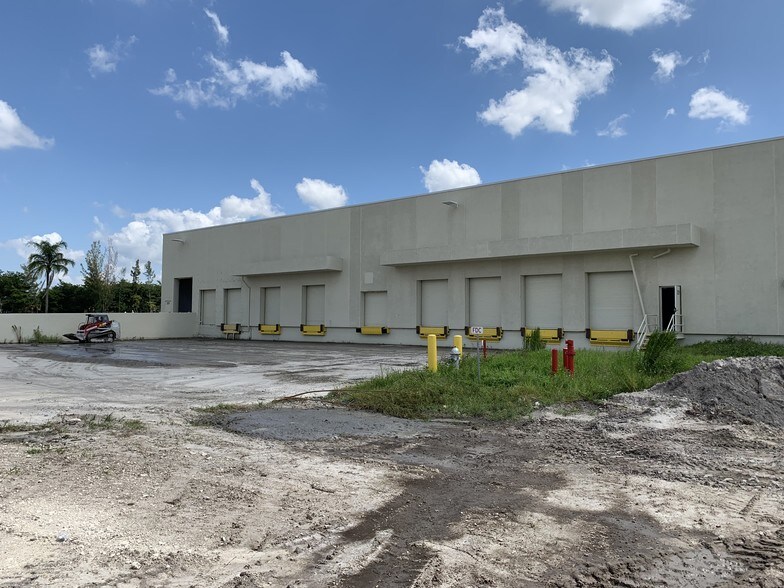 More Photos Of 4250 Coral Ridge Dr, Coral Springs Manufacturing For Lease