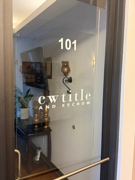 More Photos Of 1002 39th Ave SW, Puyallup Office For Lease