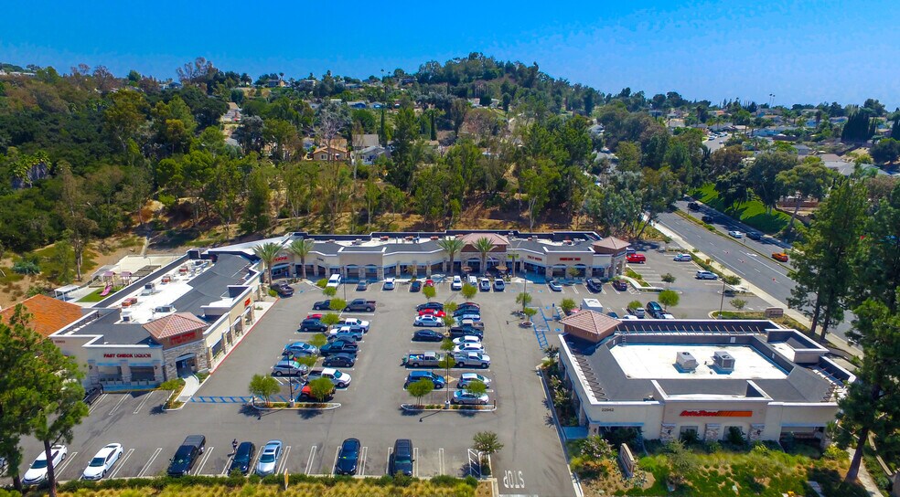More Photos Of 22902-22922 Los Alisos Blvd, Mission Viejo Convenience Store For Lease