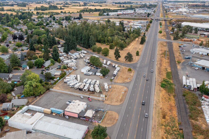 More Photos Of 2288 Highway 99 N, Eugene Fast Food For Sale