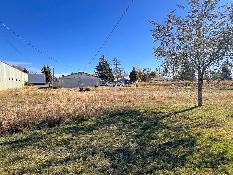 More Photos Of 195 Elm St, Blackfoot Office For Sale