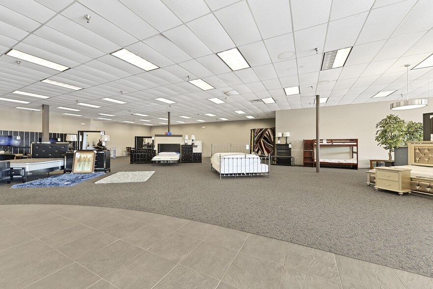 More Photos Of 3436-3544 Main St, Moss Point Unknown For Lease