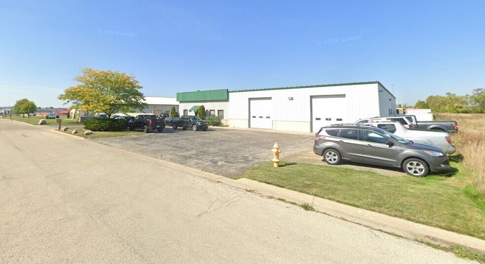 More Photos Of 8184 Starwood Dr, Loves Park Warehouse For Lease