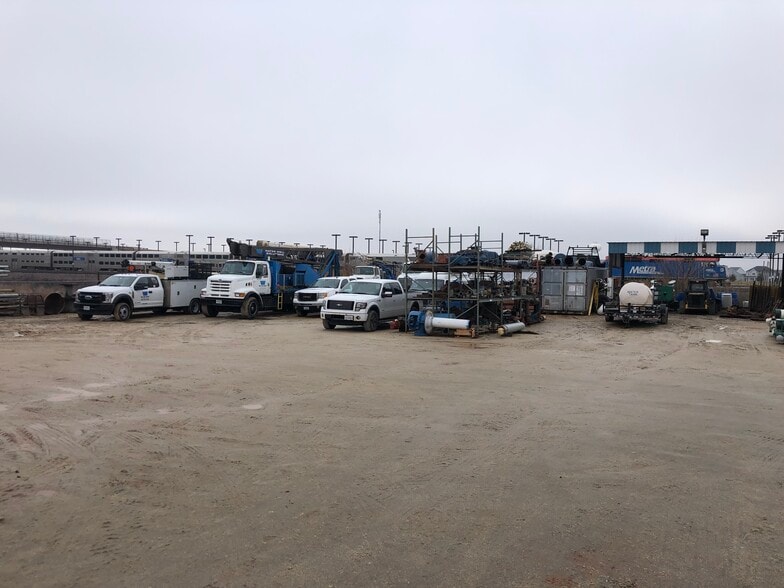 More Photos Of 825 E North St, Elburn Warehouse For Lease