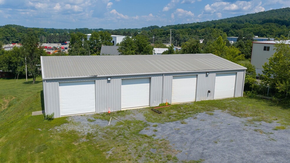 More Photos Of 94 Willow Creek Rd, Reading Industrial For Sale