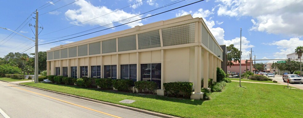 More Photos Of 100 Delannoy Ave, Cocoa Bank For Sale