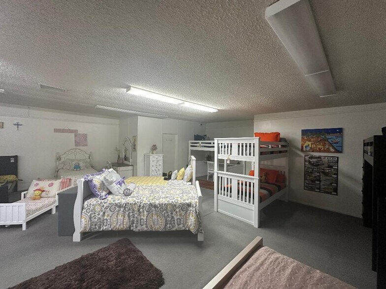 More Photos Of 2751 Colorado Blvd, Los Angeles Restaurant For Lease