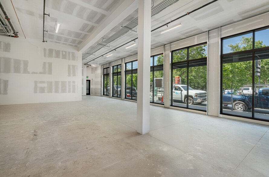 More Photos Of 164-170 Healdsburg Ave, Healdsburg General Retail For Sale